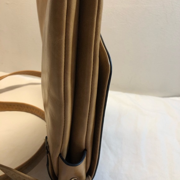 Crossbody Leather Bag - Picture 5 of 16